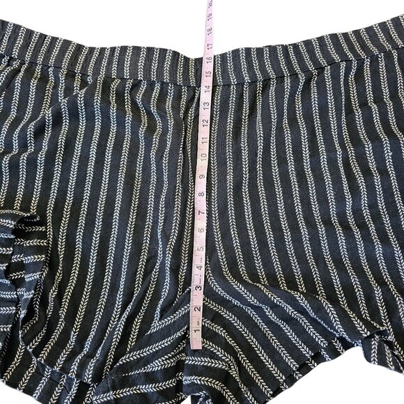 Nwt Sonoma Linen Blend Black Striped Mid Rise Mid thigh sz 4X - Picture 6 of 10